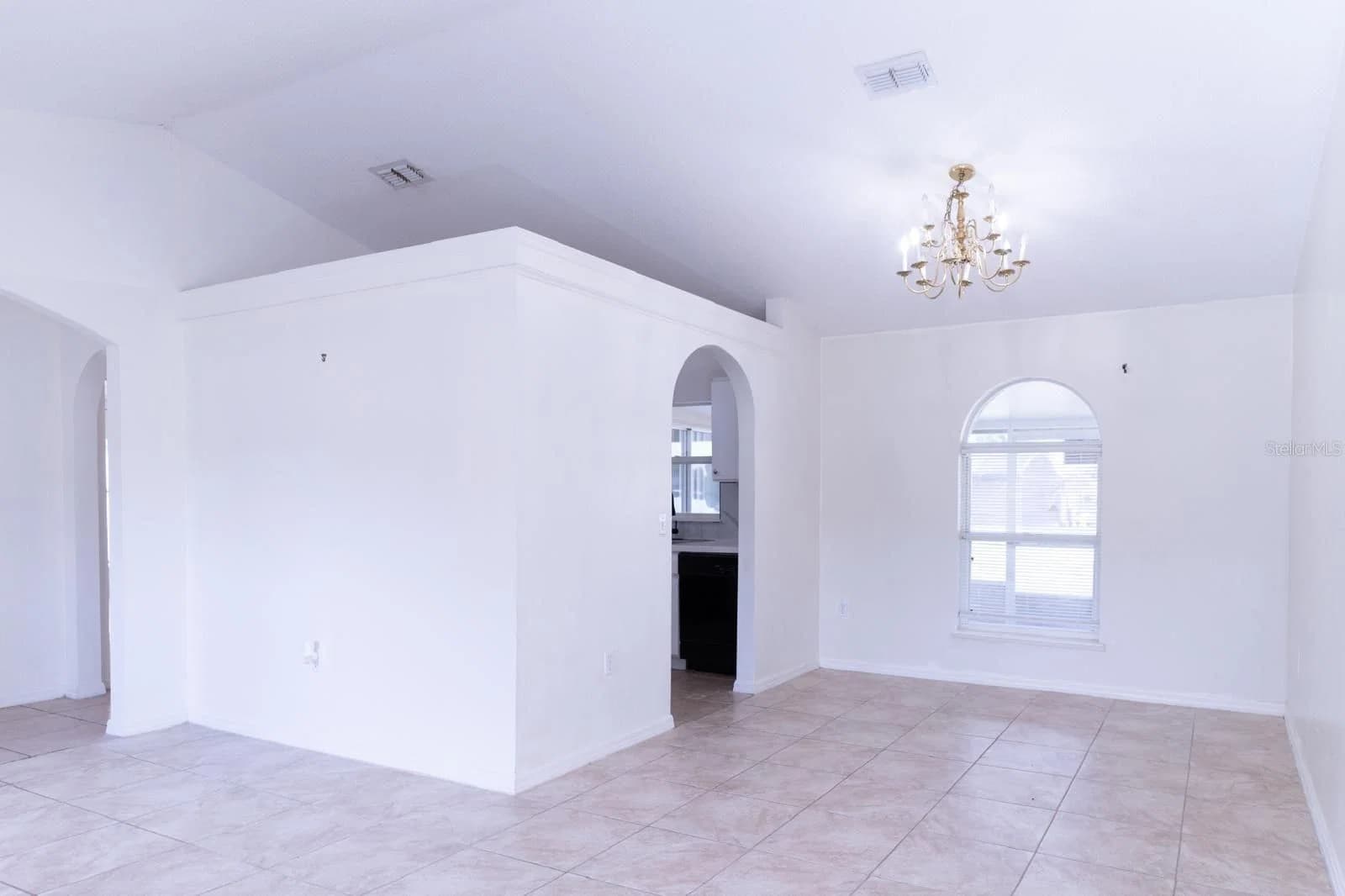 2470 AUGUSTA 4