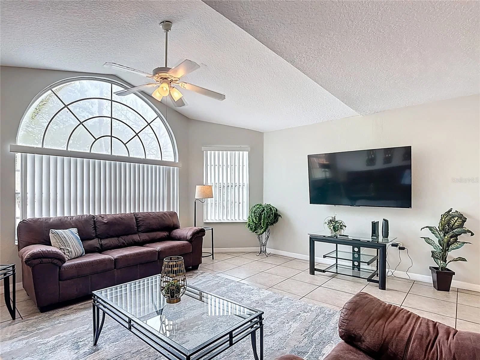 8710 RAIN FOREST 5