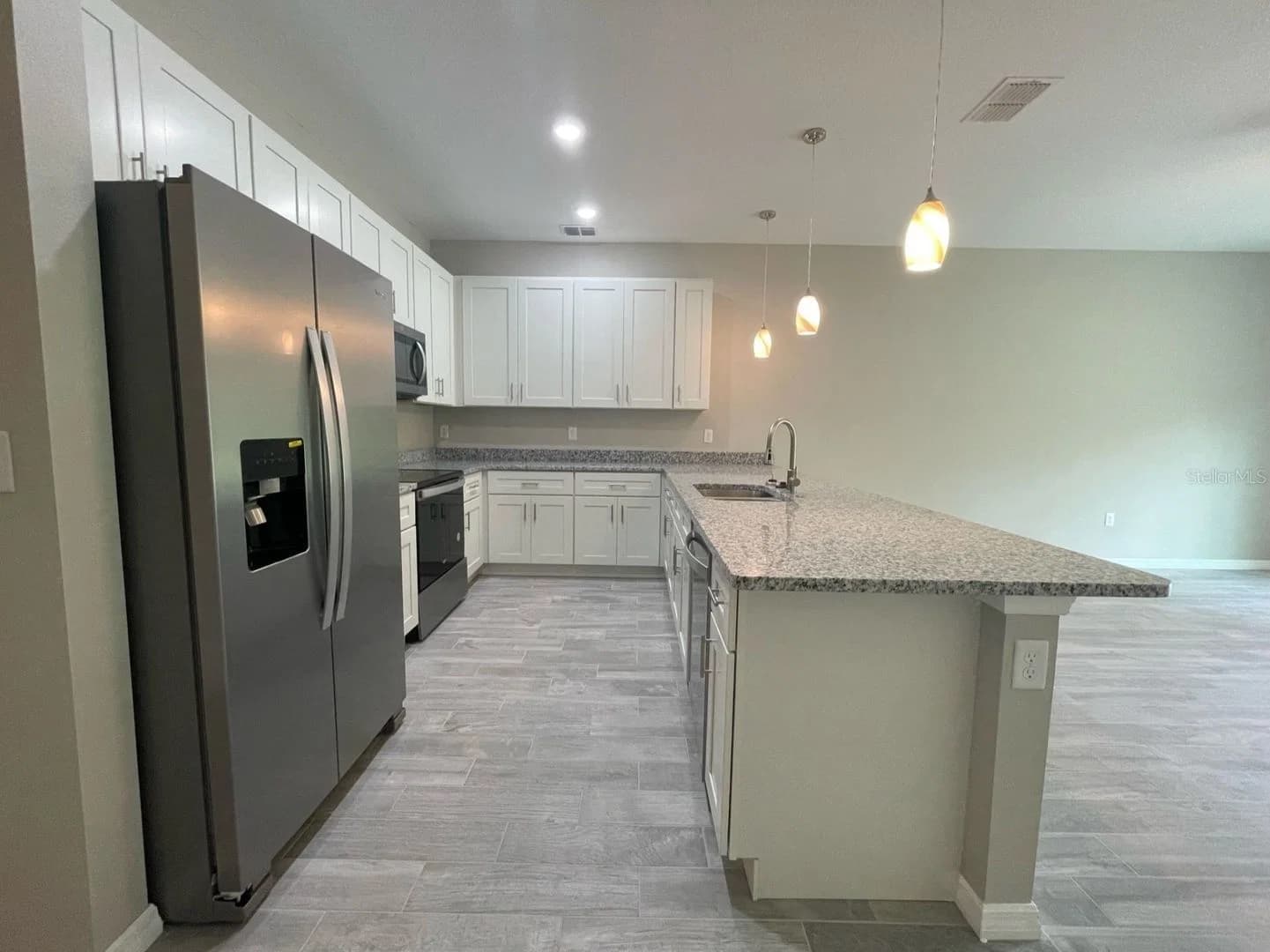 407 BEDLINGTON, Kissimmee, FL 34758 3