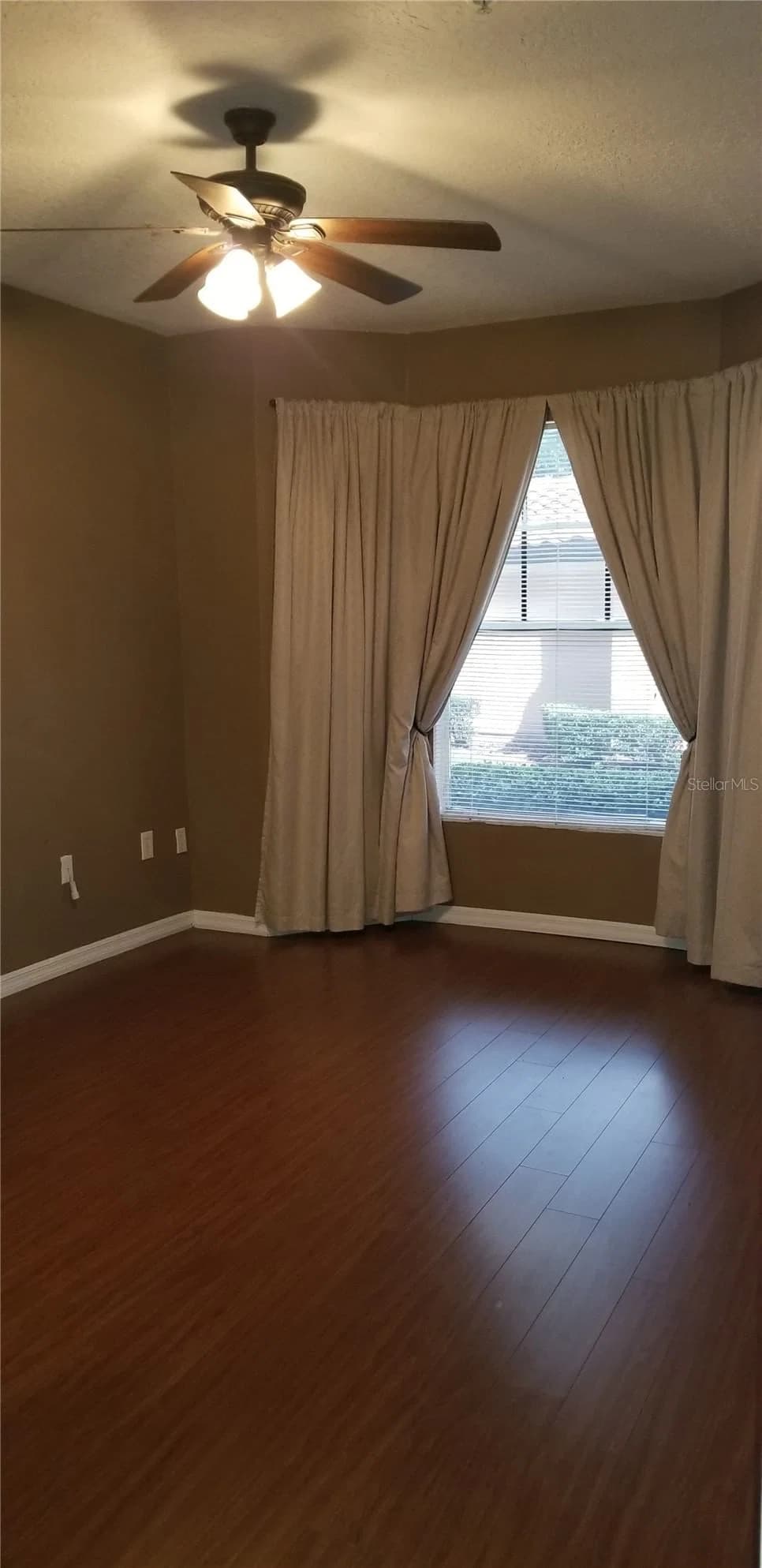 5542 METROWEST Boulevard #106, Orlando, FL 32811 2