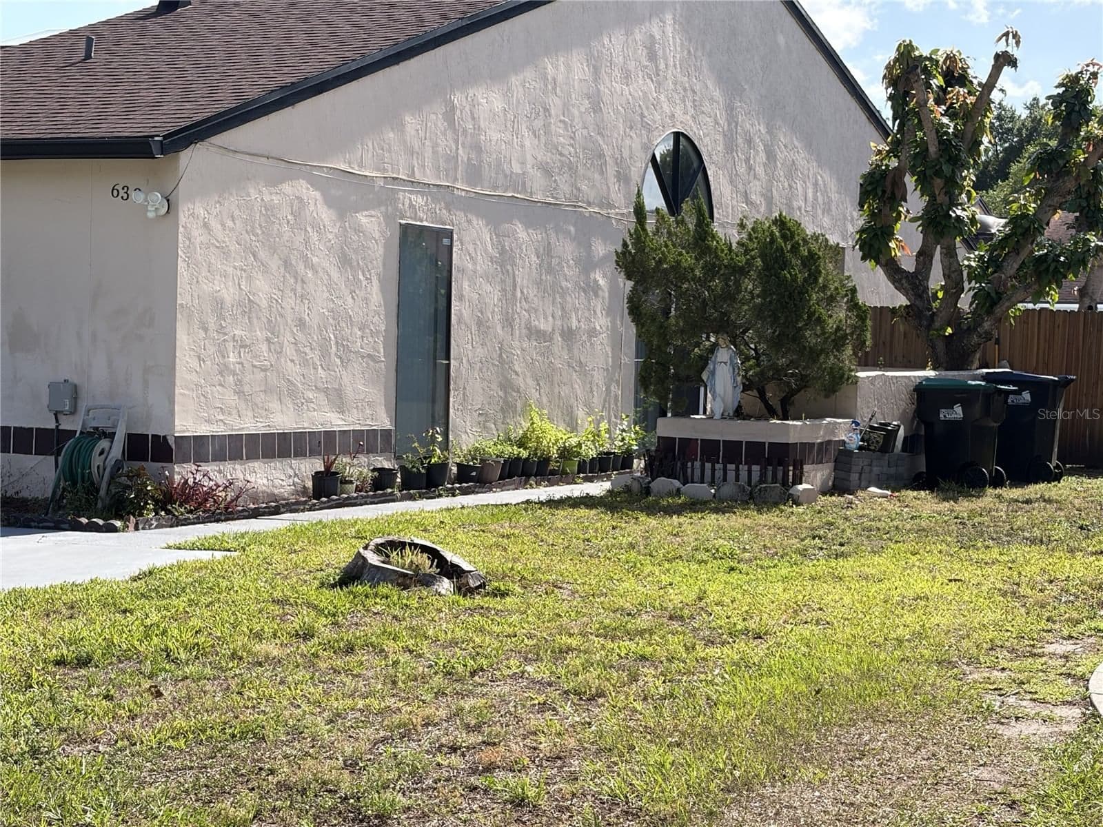 639 GOLDEN SUNSHINE Circle, Orlando, FL 32807 2