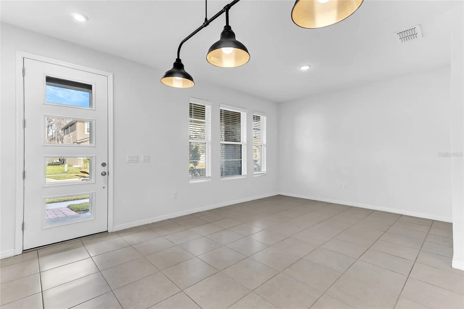 2274 CENTERRA 4