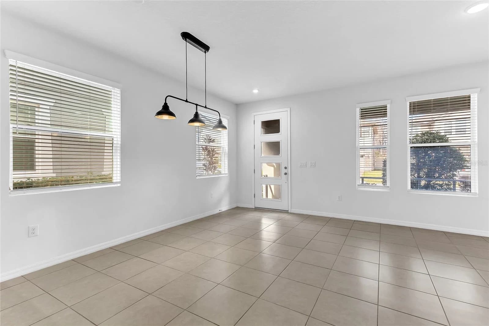 2274 CENTERRA 5