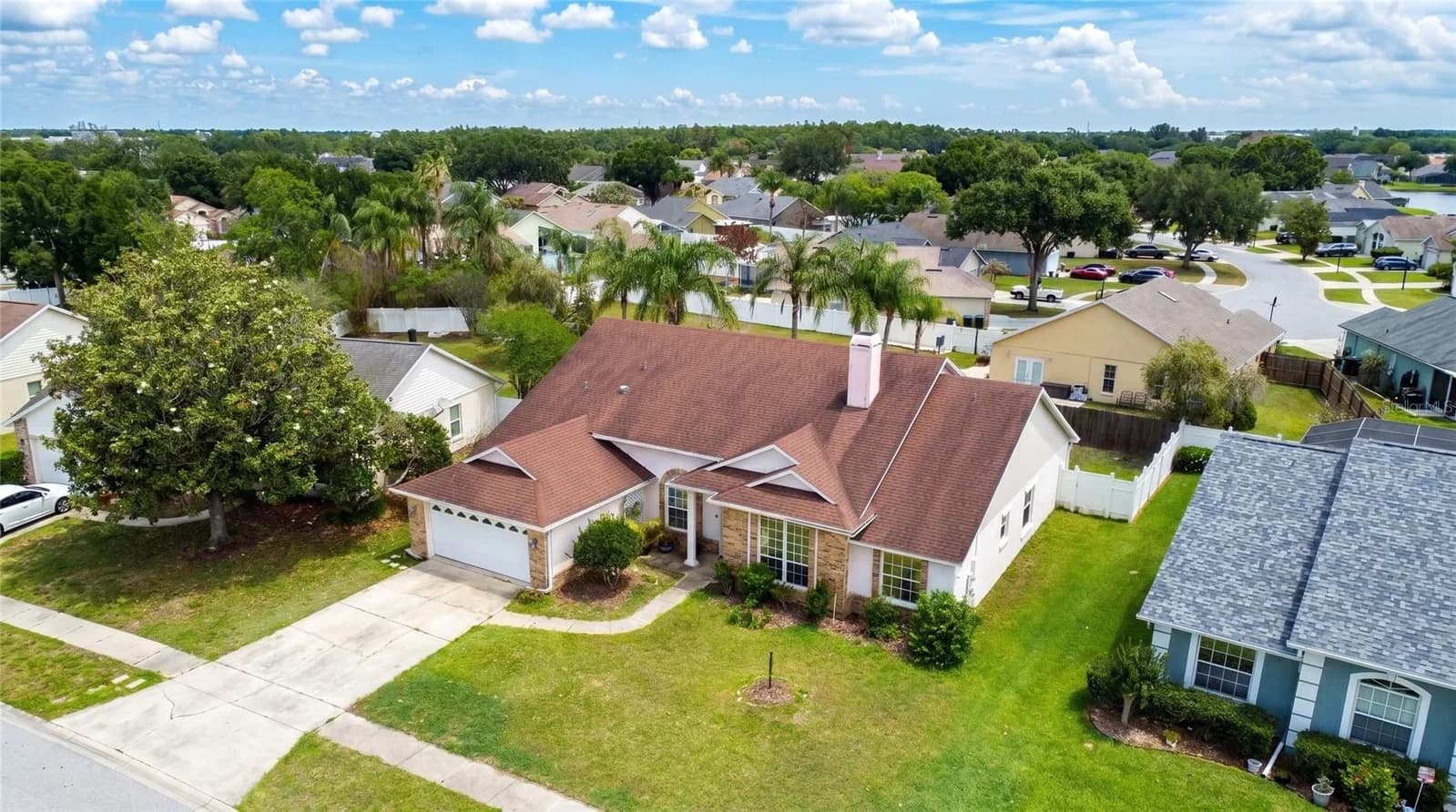 2003 TIPTREE Circle, Orlando, FL 32837 3