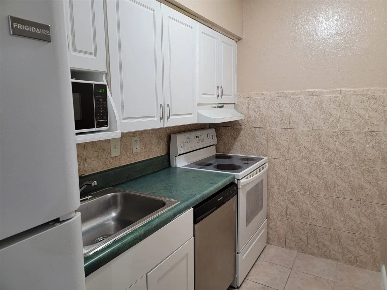 728 RIDENHOUR Circle #728 5