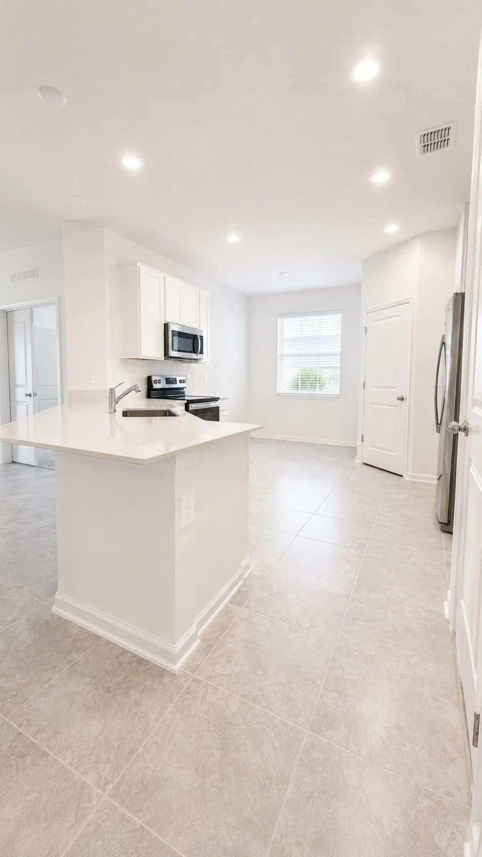 506 HATTERAS 4