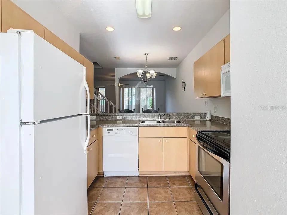 4715 HEMINGWAY HOUSE 5