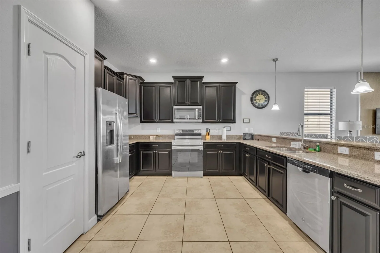 1435 ROLLING FAIRWAY 5