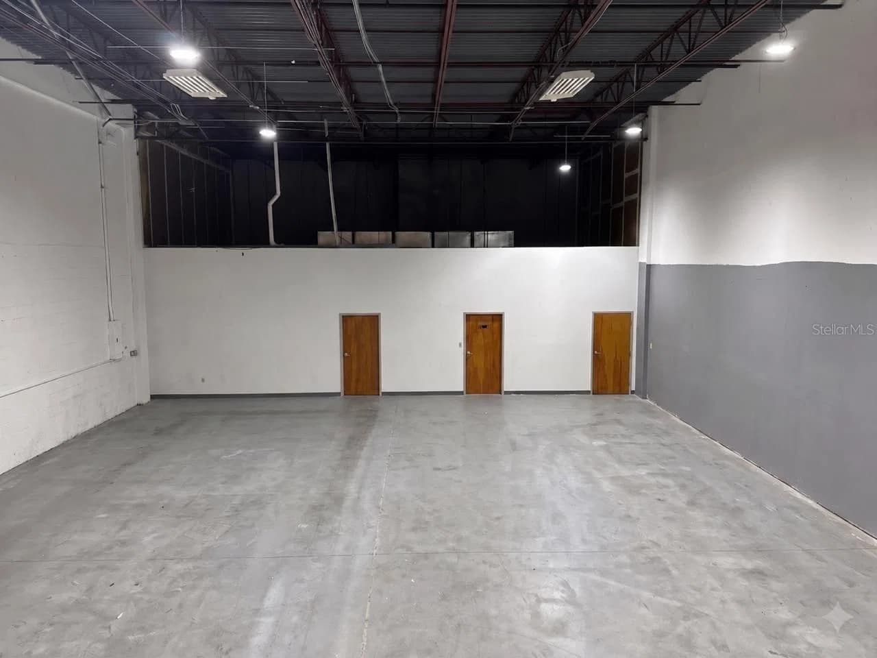 9777 SATELLITE Boulevard 4