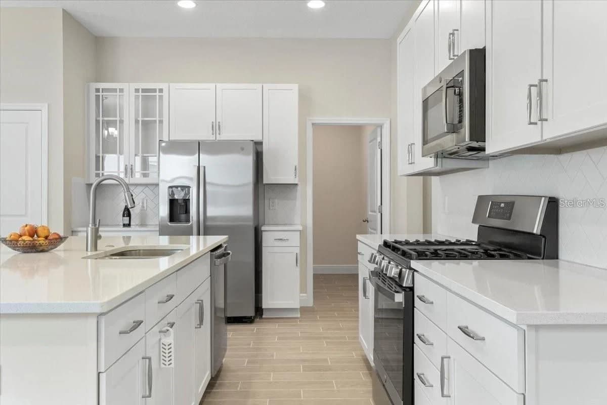 1691 KEY BAY 5