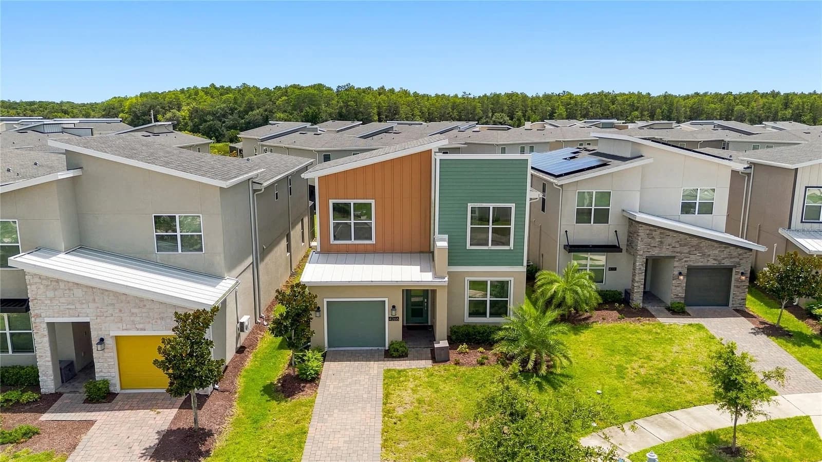 4266 PARAGRAPH, Kissimmee, FL 34746 3