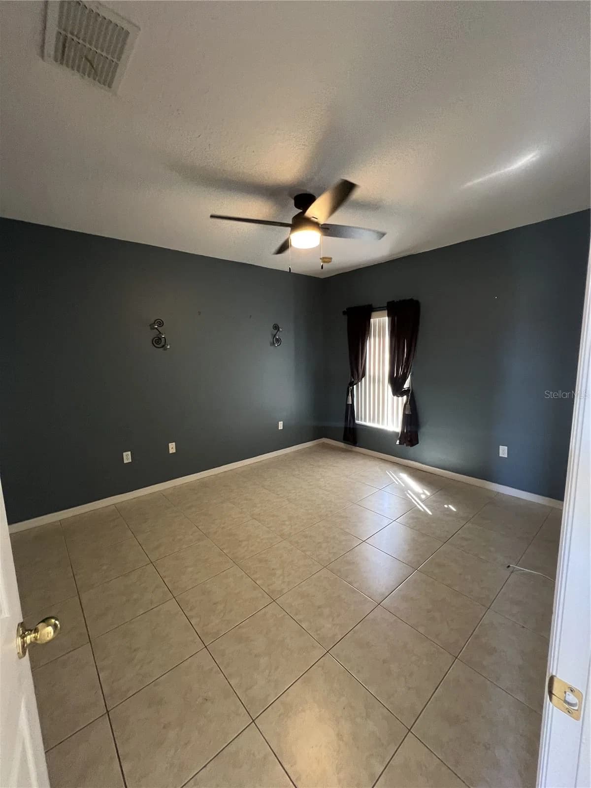 735 COLVILLE 4