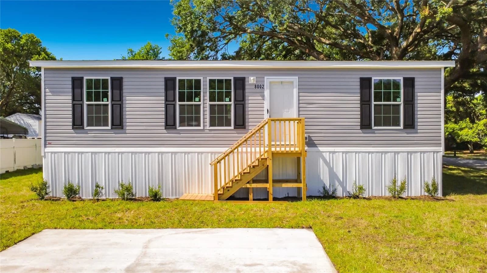8002 MOBILAIRE Drive, Orlando, FL 32822