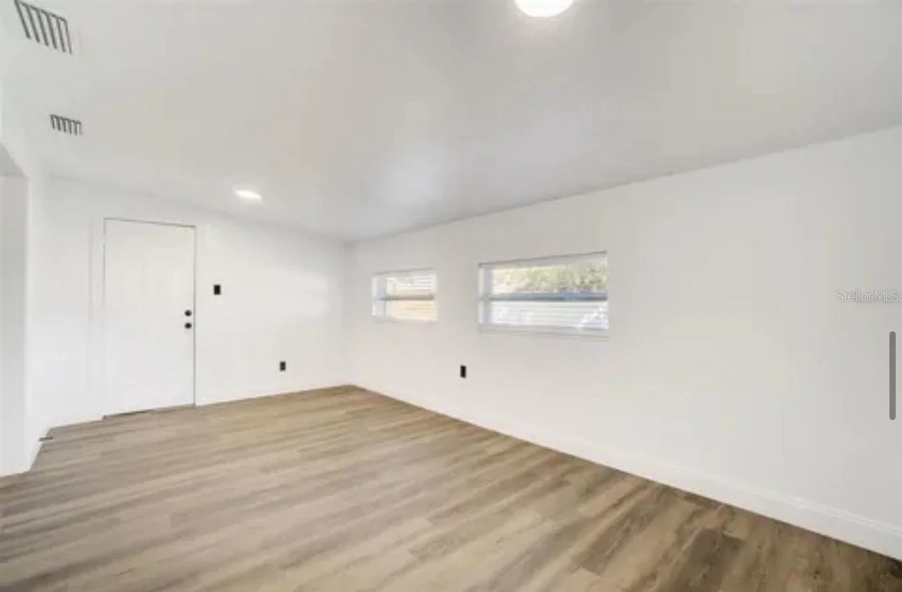 5205 CHENAULT Avenue, Orlando, FL 32839 3