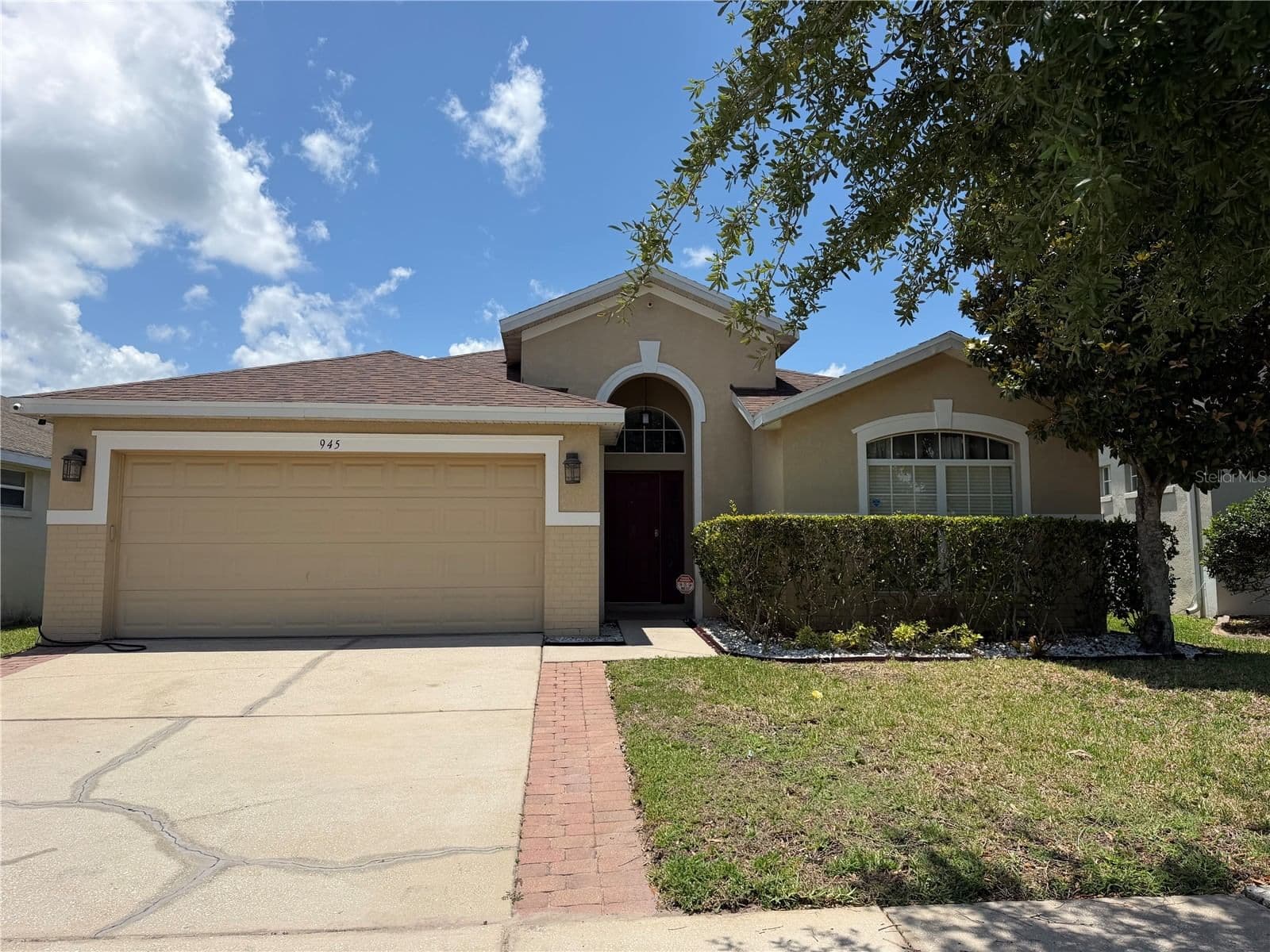 945 TRAMELLS, Kissimmee, FL 34744 2