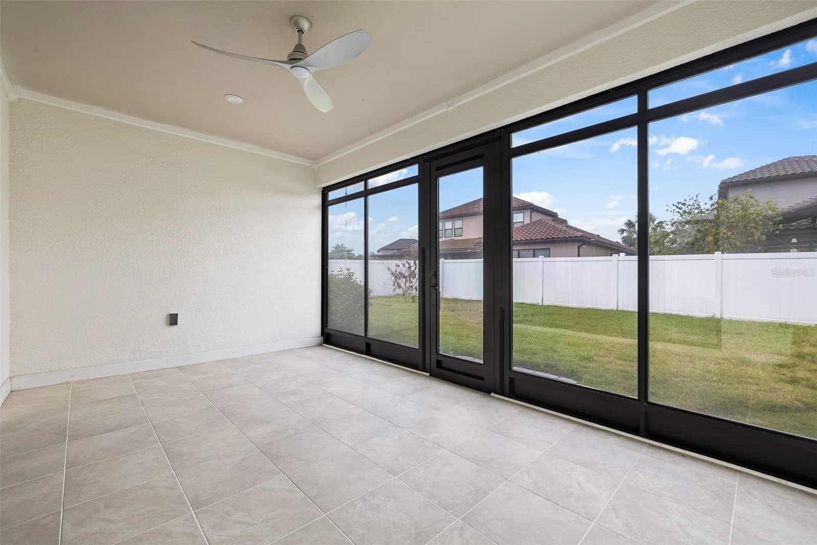 3910 REDFIN 5