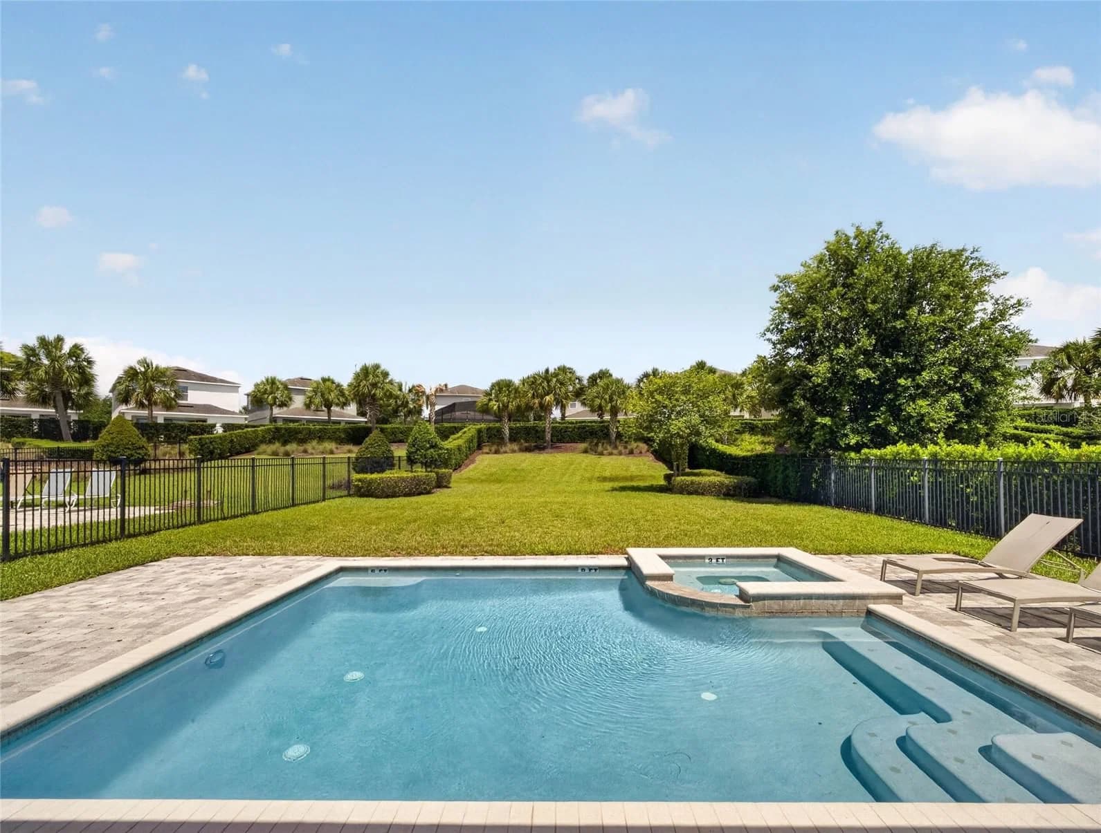 7450 MARKER, Kissimmee, FL 34747 3