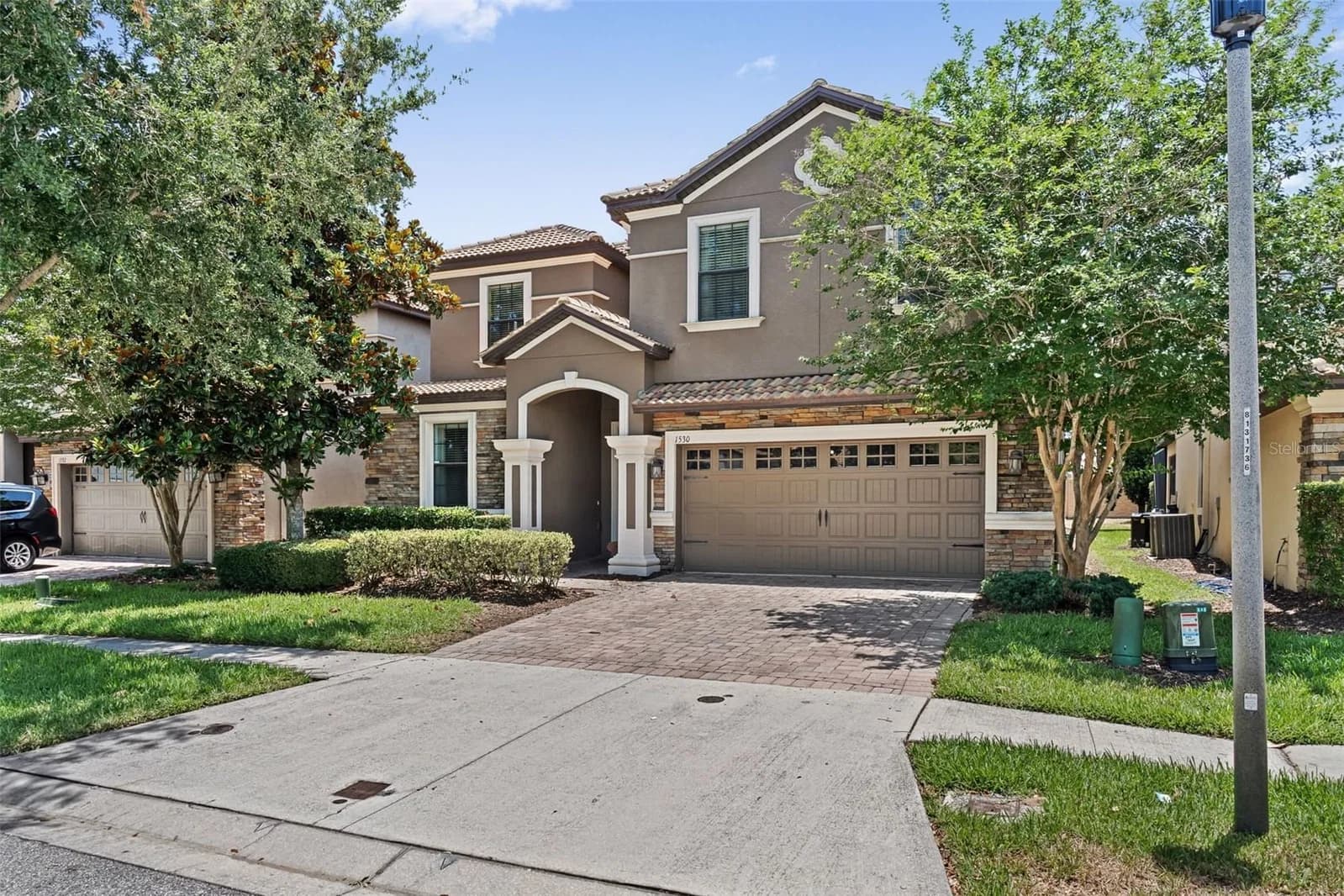 1530 MOON VALLEY 4