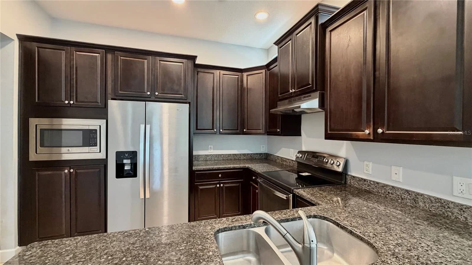 8348 TAVISTOCK LAKES 5