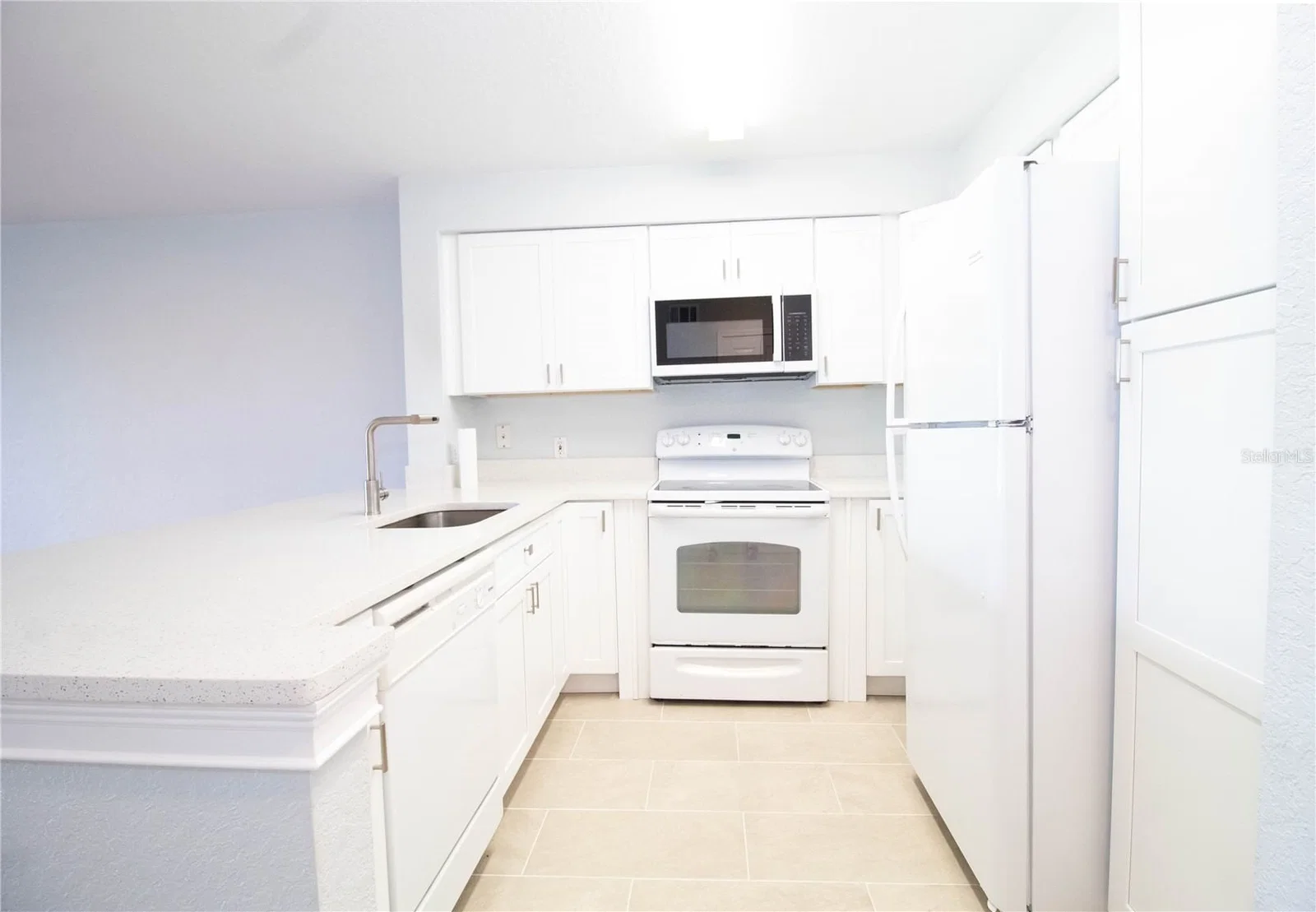14036 FAIRWAY ISLAND DRIVE 4