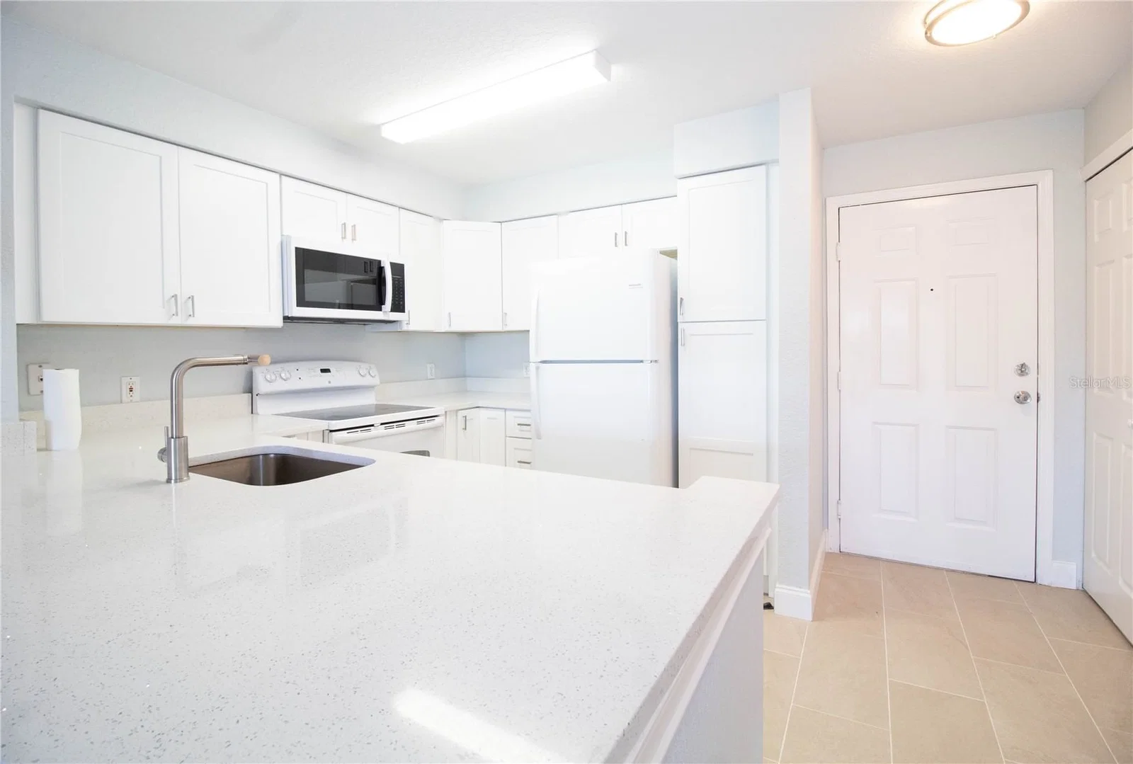 14036 FAIRWAY ISLAND DRIVE 5