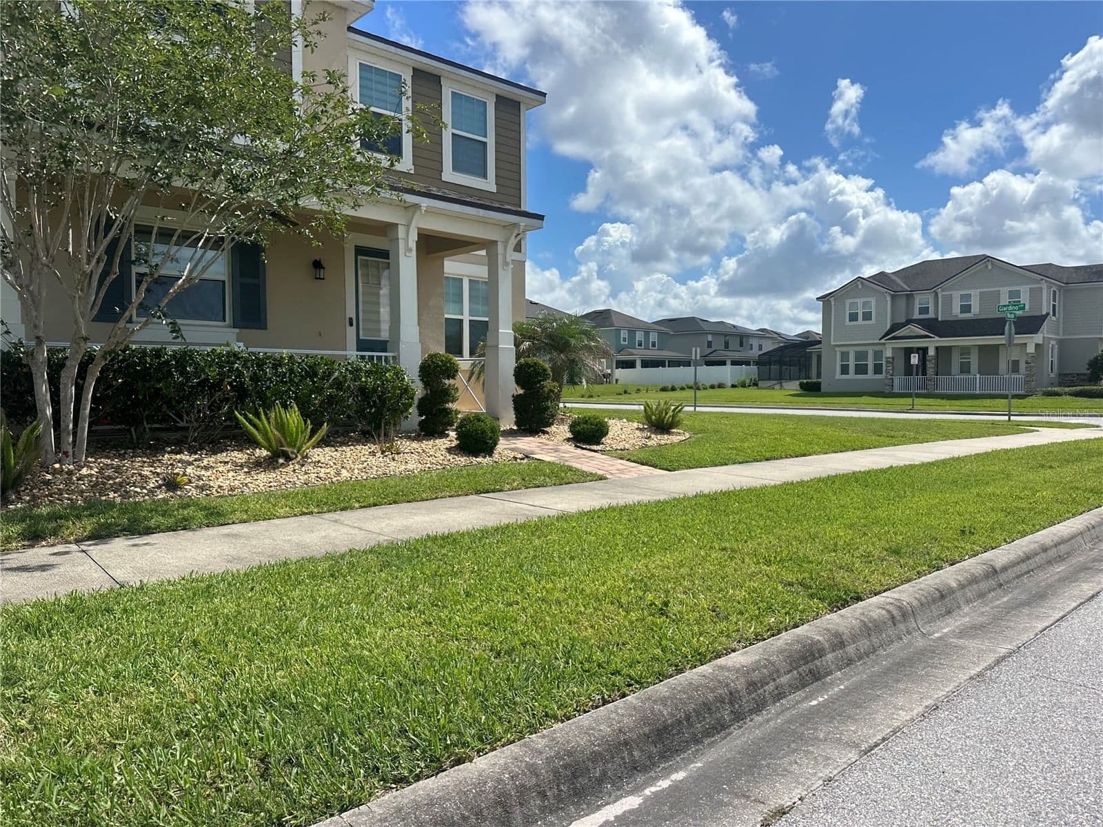 2791 RAPOLLO, Kissimmee, FL 34741 2