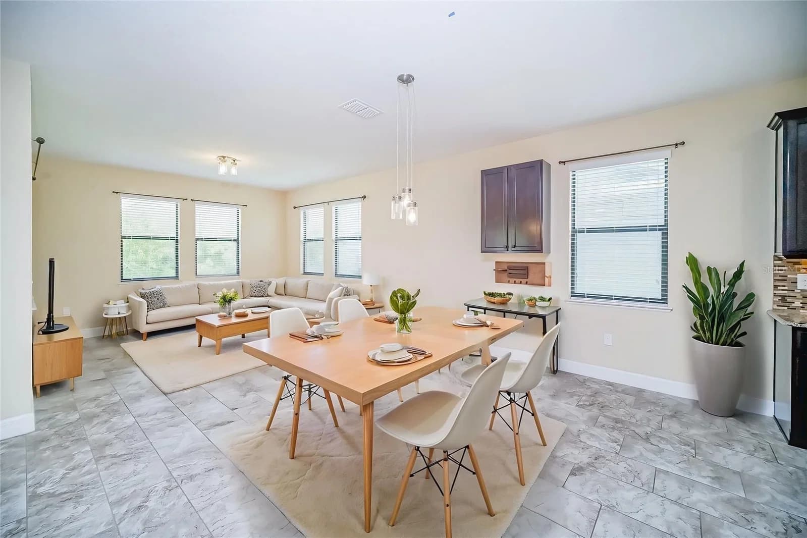 3280 SOMERSET PARK 4