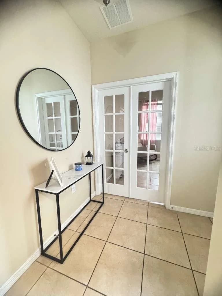 2515 NOUVEAU, Kissimmee, FL 34741 2
