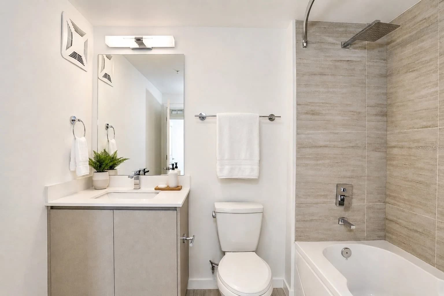 5579 MILLENIA PARK 4