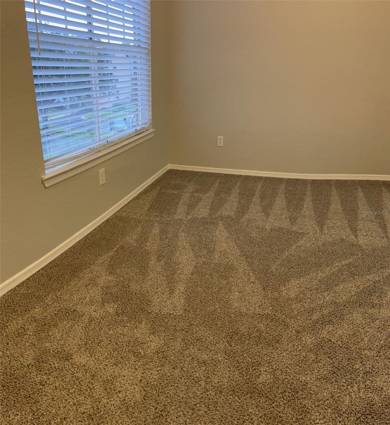 2206 ANTIGUA, Kissimmee, FL 34741 3