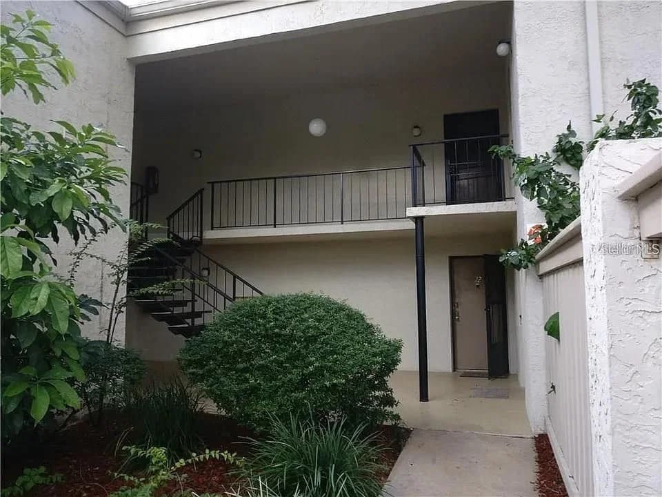 3298 SEMORAN, Orlando, FL 32822