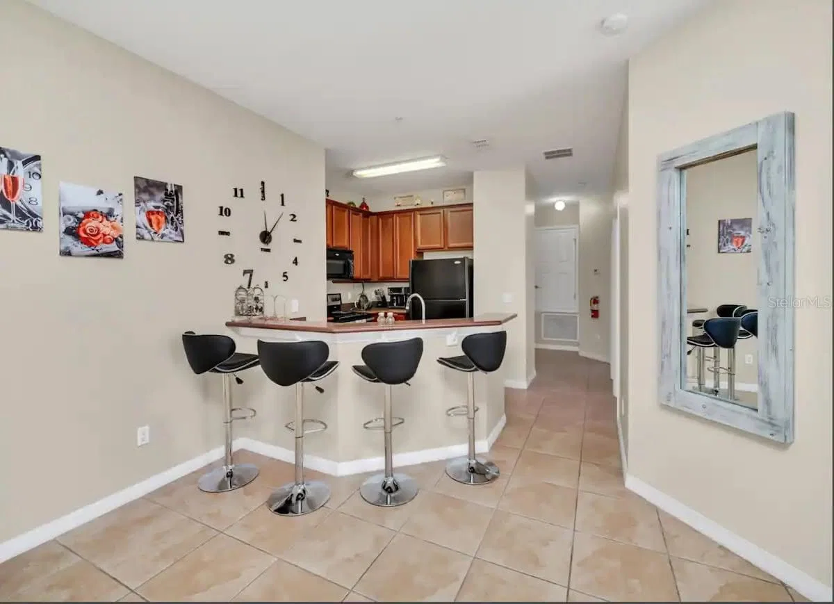 2736 OAKWATER 5