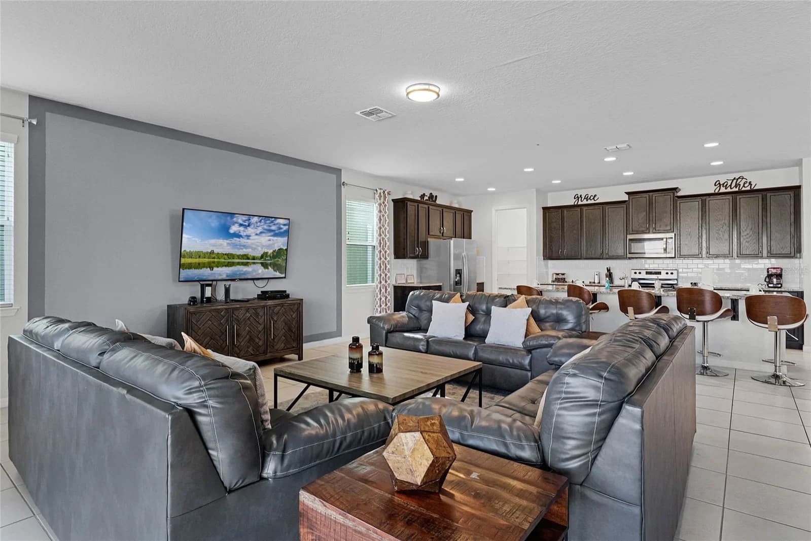 1754 CARIBBEAN VIEW 5