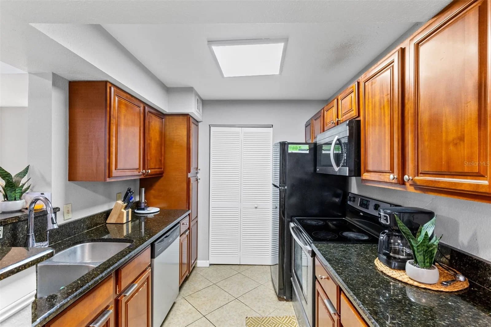 1021 HIAWASSEE, Orlando, FL 32835 2