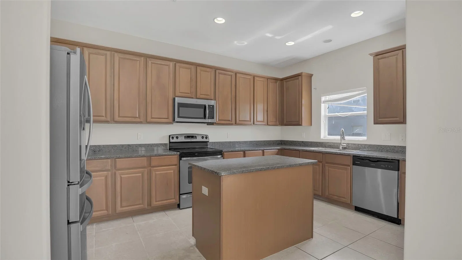 545 FAIRHAVEN 5