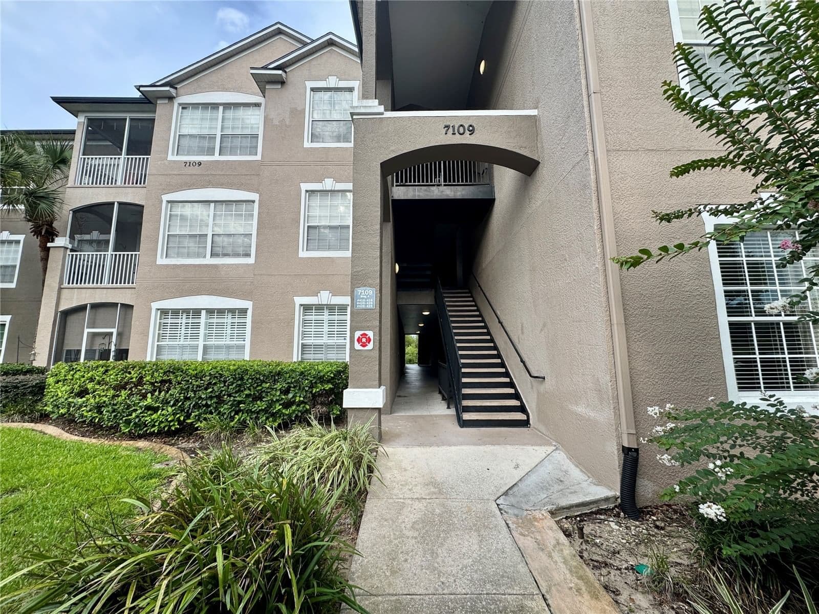 7109 YACHT BASIN, Orlando, FL 32835 2