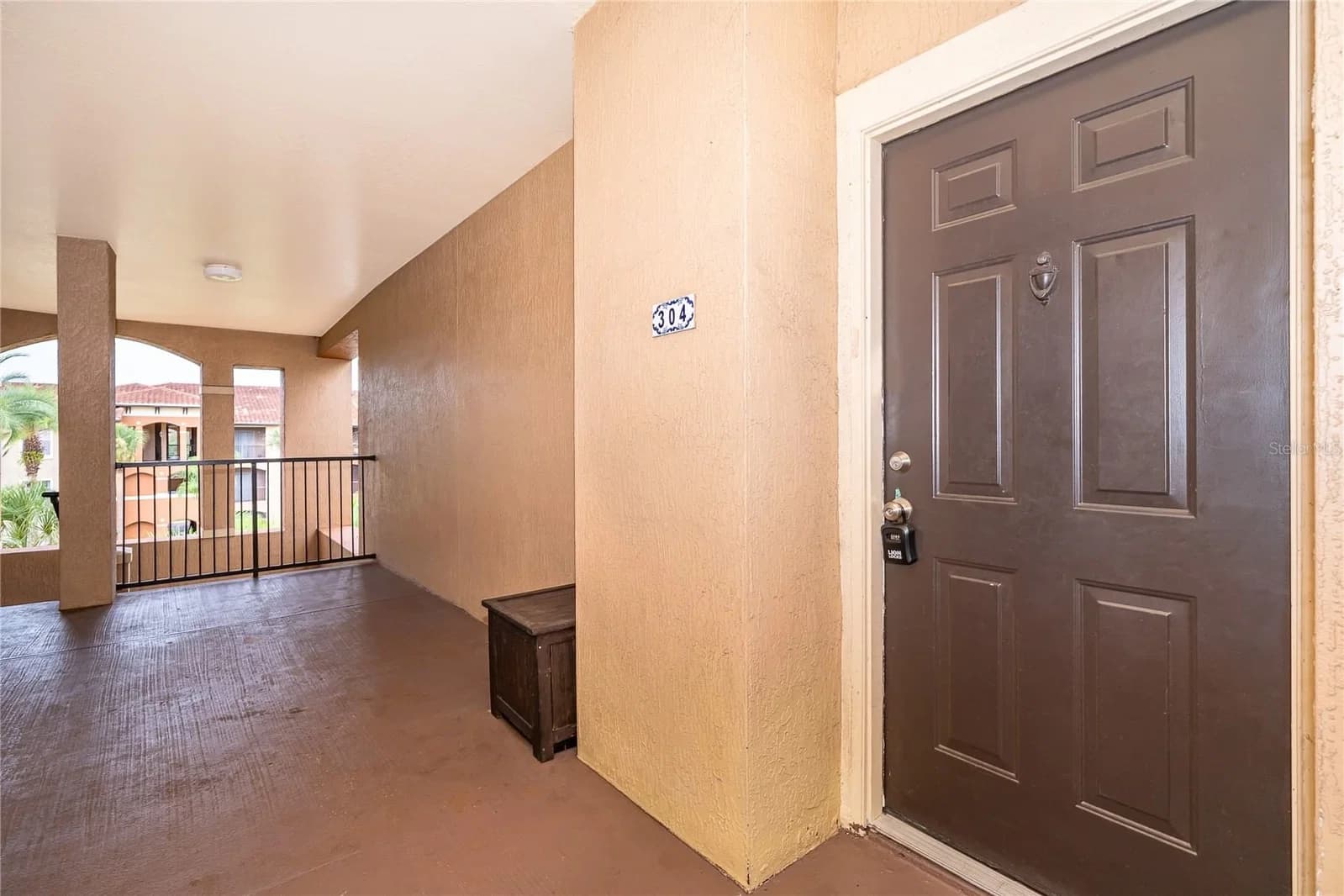 5518 METROWEST 5