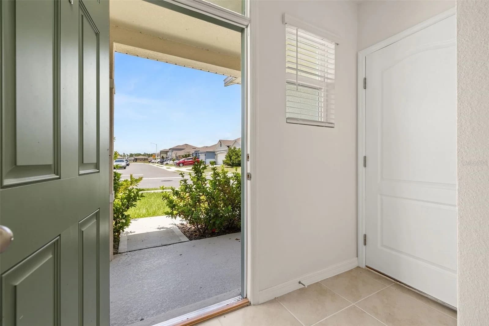 2842 WATERLILY WAY 4