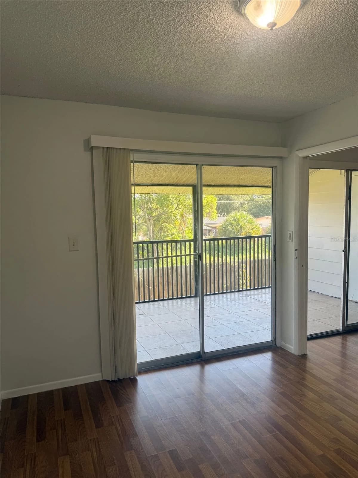 861 SKY LAKE 5