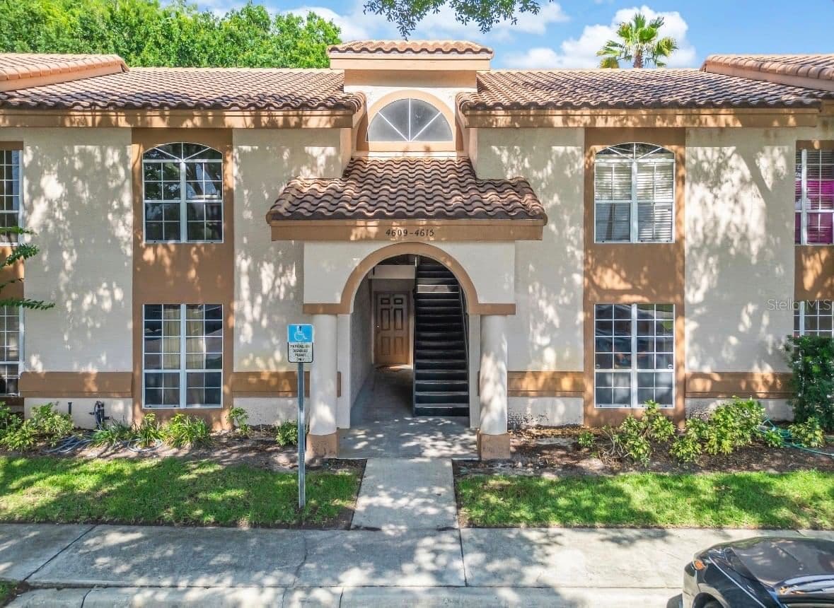 4613 GATE, Orlando, FL 32811