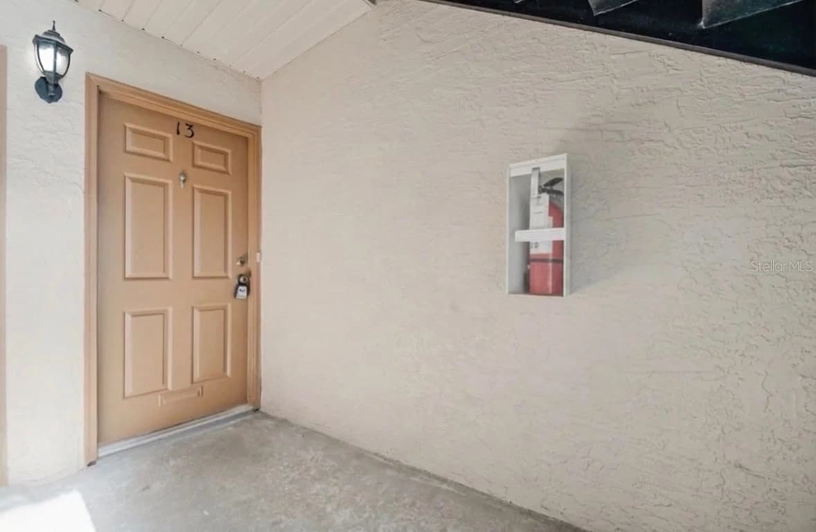 4613 GATE, Orlando, FL 32811 3