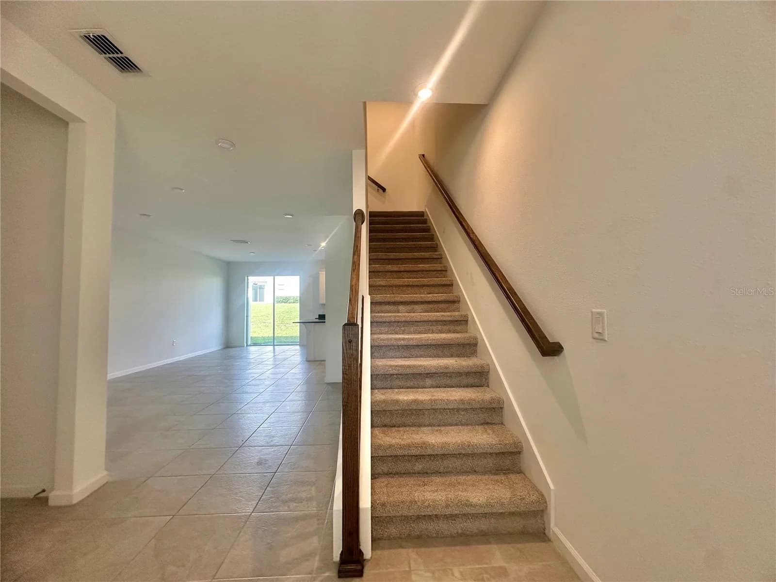 1162 SEASIDE MIST 3