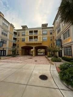 860 ORANGE, Orlando, FL 32801 3