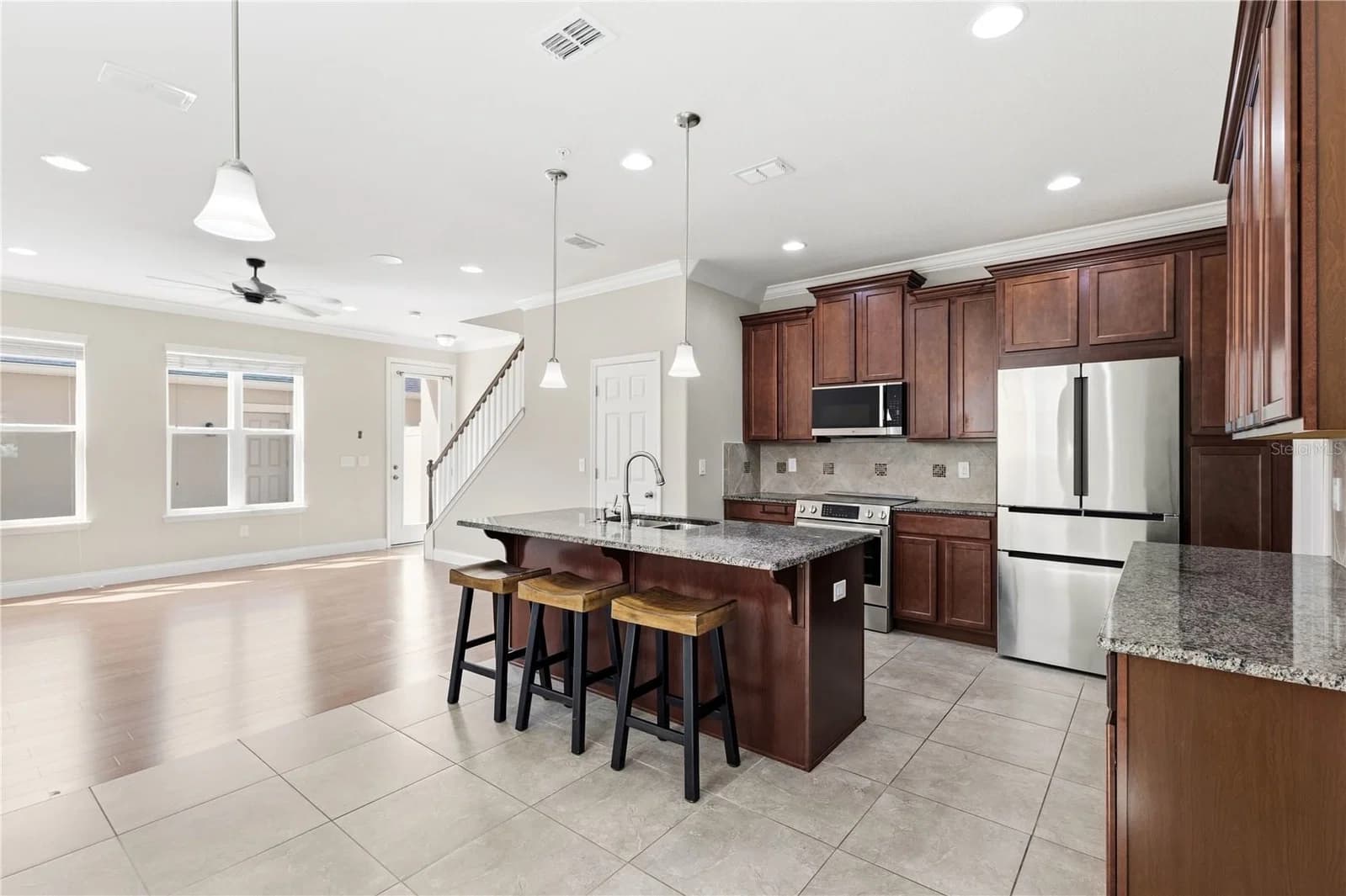 8049 CADMAN 5