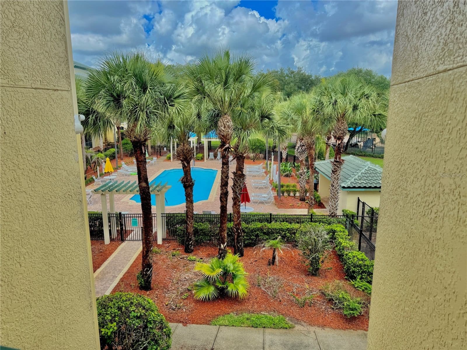 8828 DUNES 2