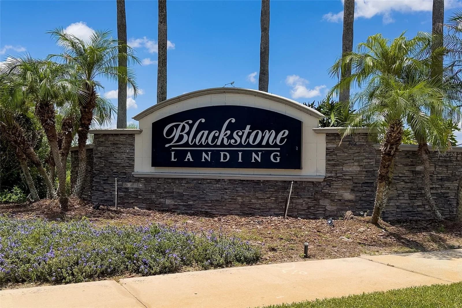 2121 BLACKSTONE LANDING 5