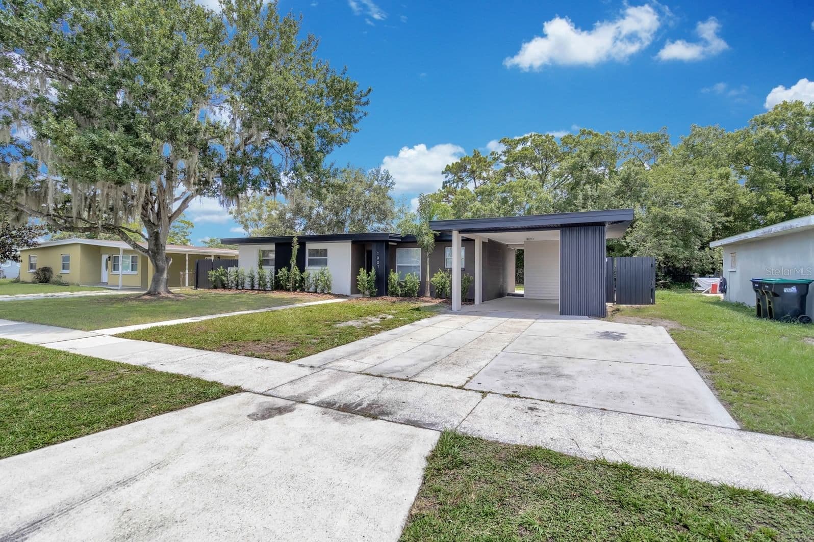 1007 EGAN, Orlando, FL 32822 3