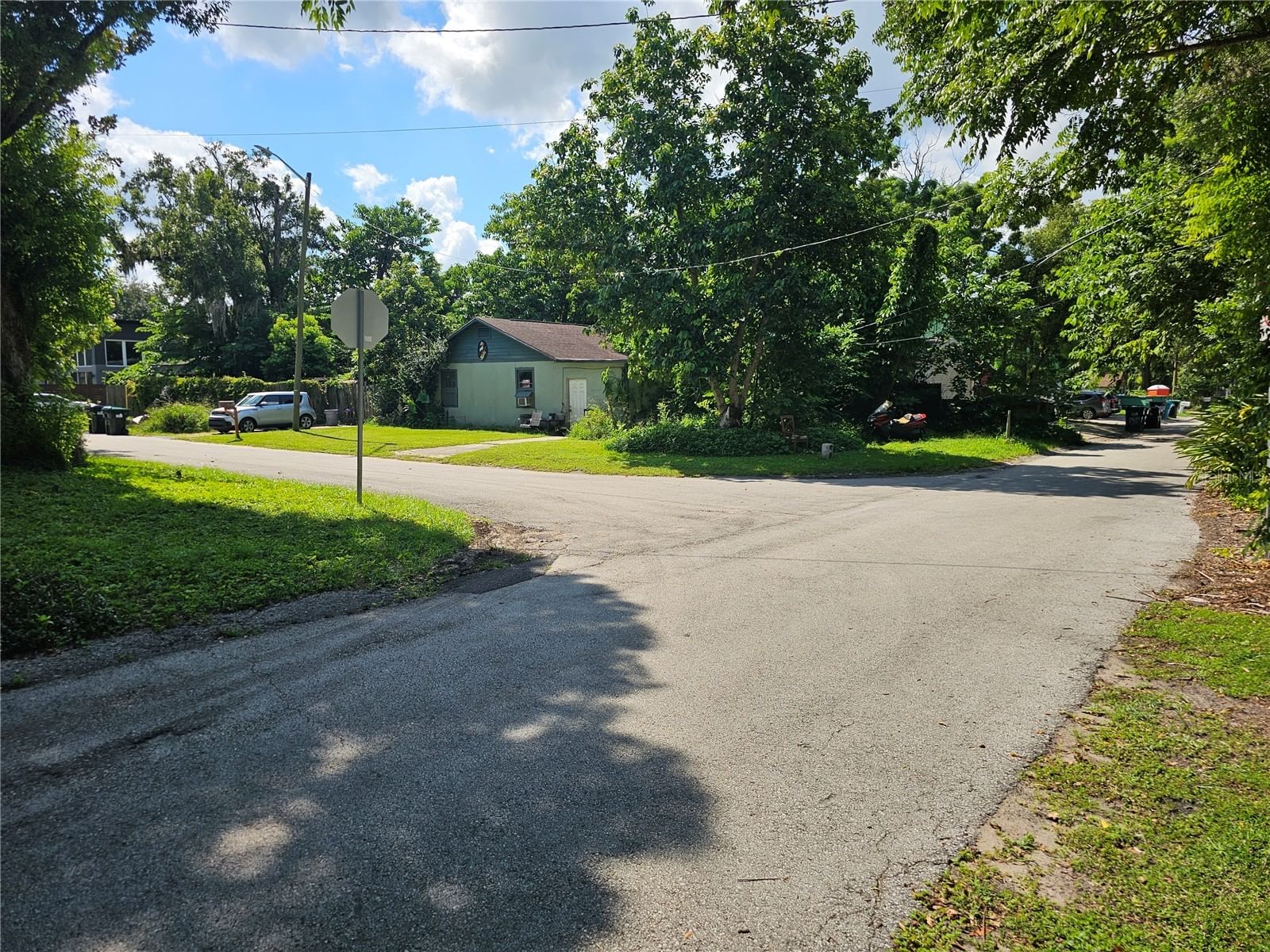 1906 VINE, Orlando, FL 32806 2