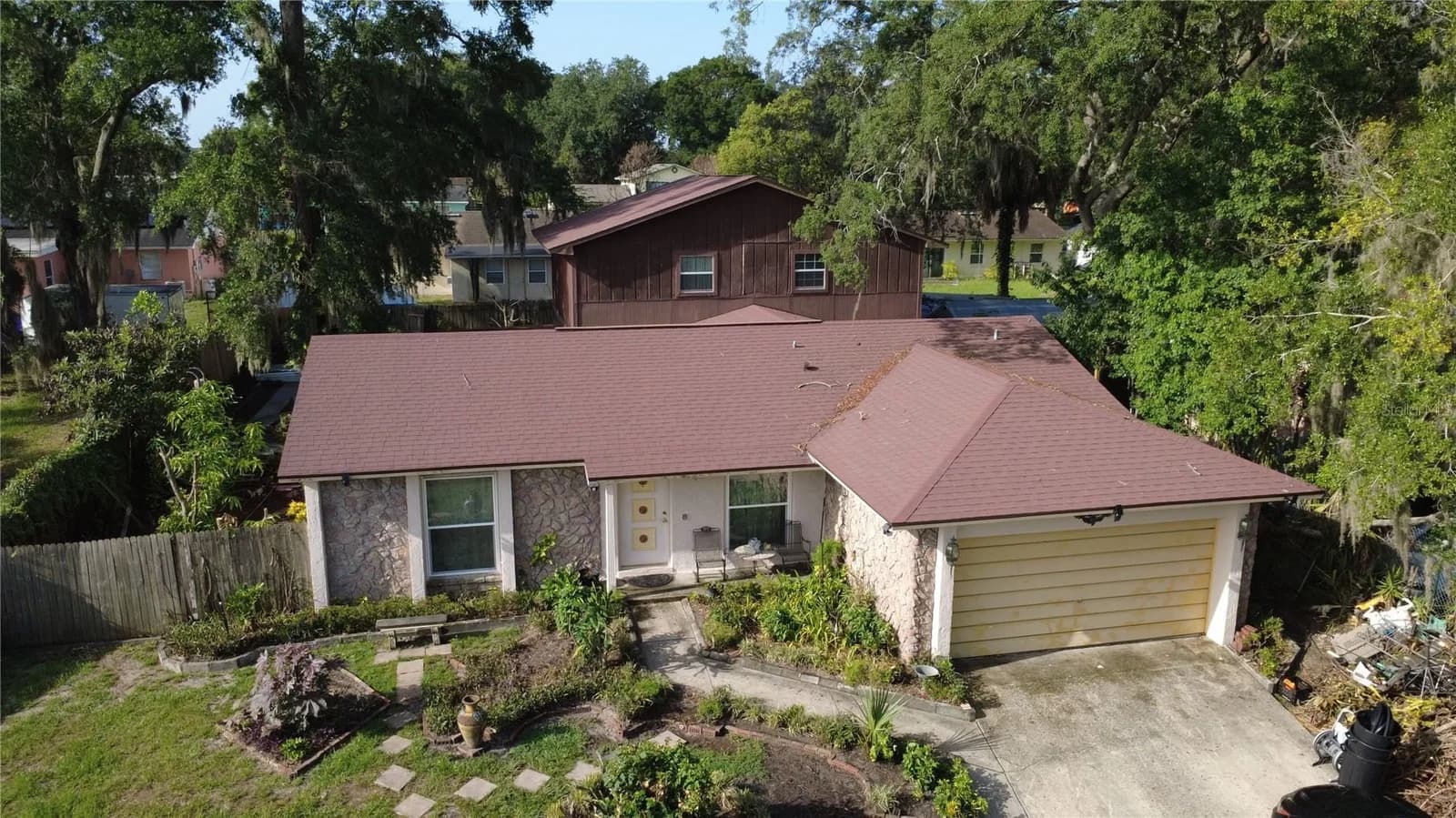 5832 ELON, Orlando, FL 32808 2