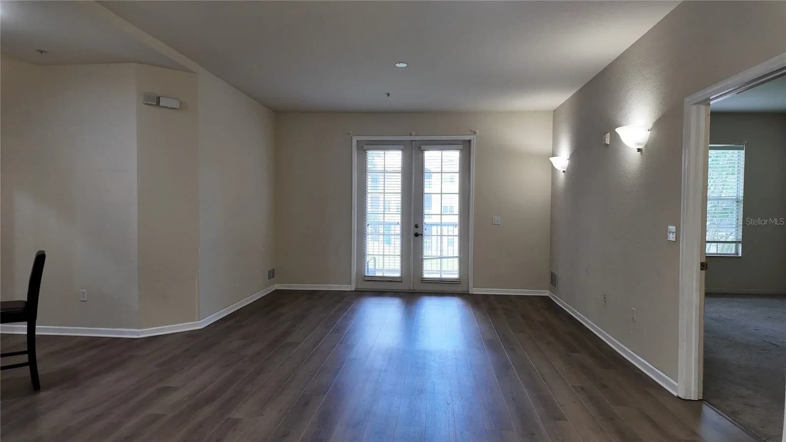 3051 GREYSTONE 4